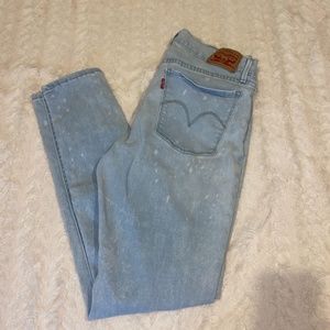 Levi’s skinny jeans